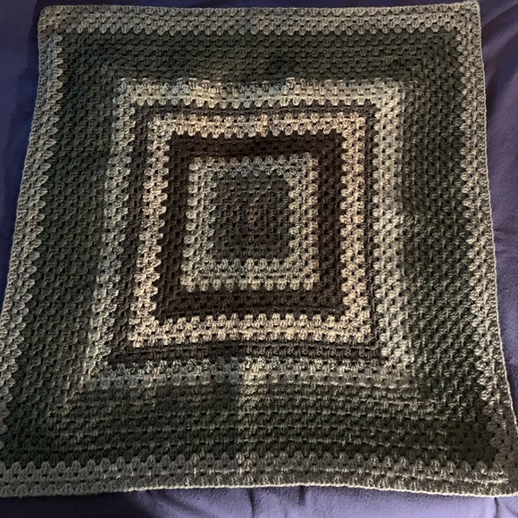 Stroller, Car, Lap, Bassinet, Crib Blanket Handmade Crocheted NEW - Picture 4 of 16